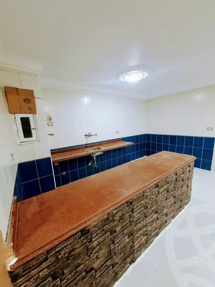 https://aqarmap.com.eg/en/listing/5445455-for-sale-alexandria-l-jmy-shataa-el-nakheel