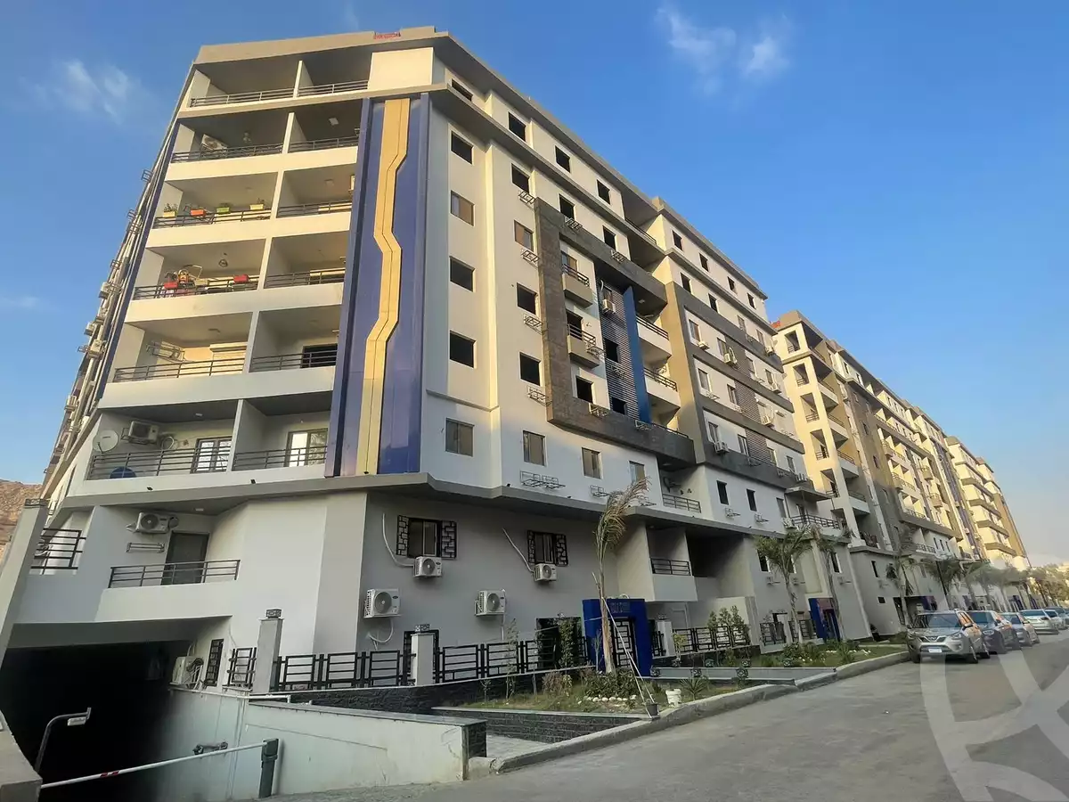 https://aqarmap.com.eg/en/listing/5446962-for-sale-cairo-mokattam-el-hadabah-el-wosta-el-mantaqa-el-talta-el-hadaba-al-wosta-road