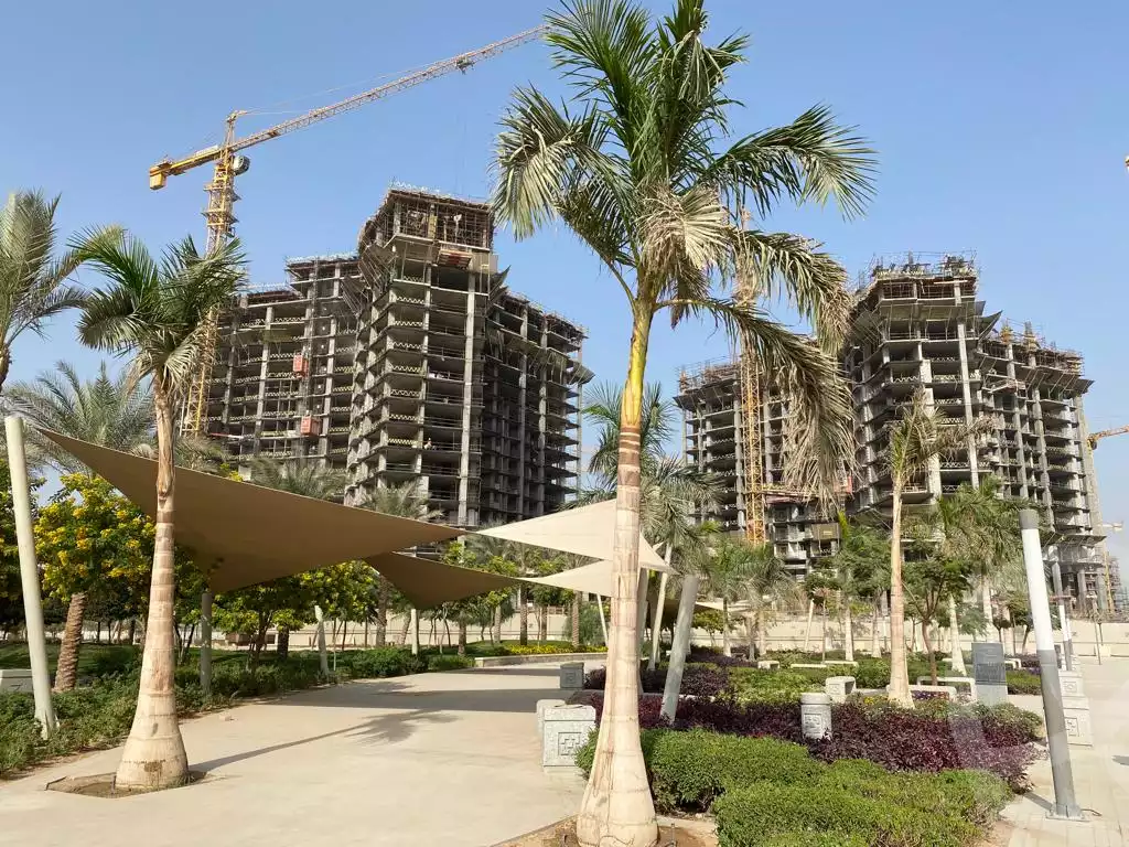 https://aqarmap.com.eg/ar/listing/5448552-for-sale-cairo-el-sheikh-zayed-city-compounds-zyd-wr-llttwyr-z-tower