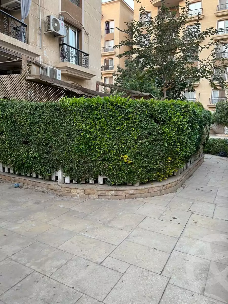 https://aqarmap.com.eg/en/listing/5451234-for-sale-cairo-new-cairo-lrhb-city-mtdd-lrhb-phase-9