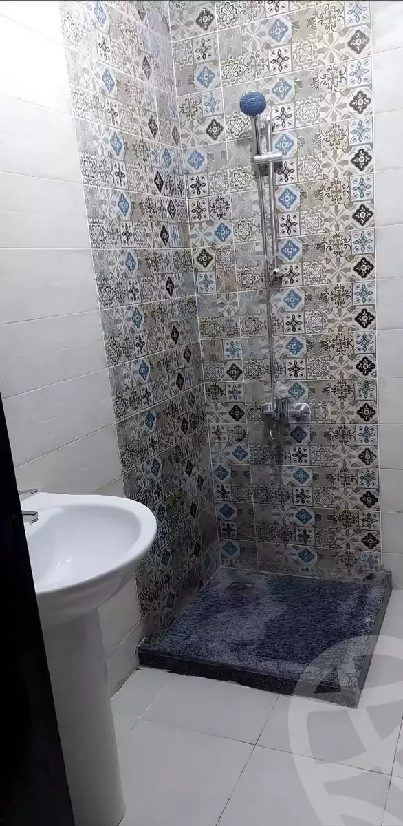 https://aqarmap.com.eg/en/listing/4207714-for-rent-cairo-el-sheikh-zayed-city-el-hay-elthamen-area-4