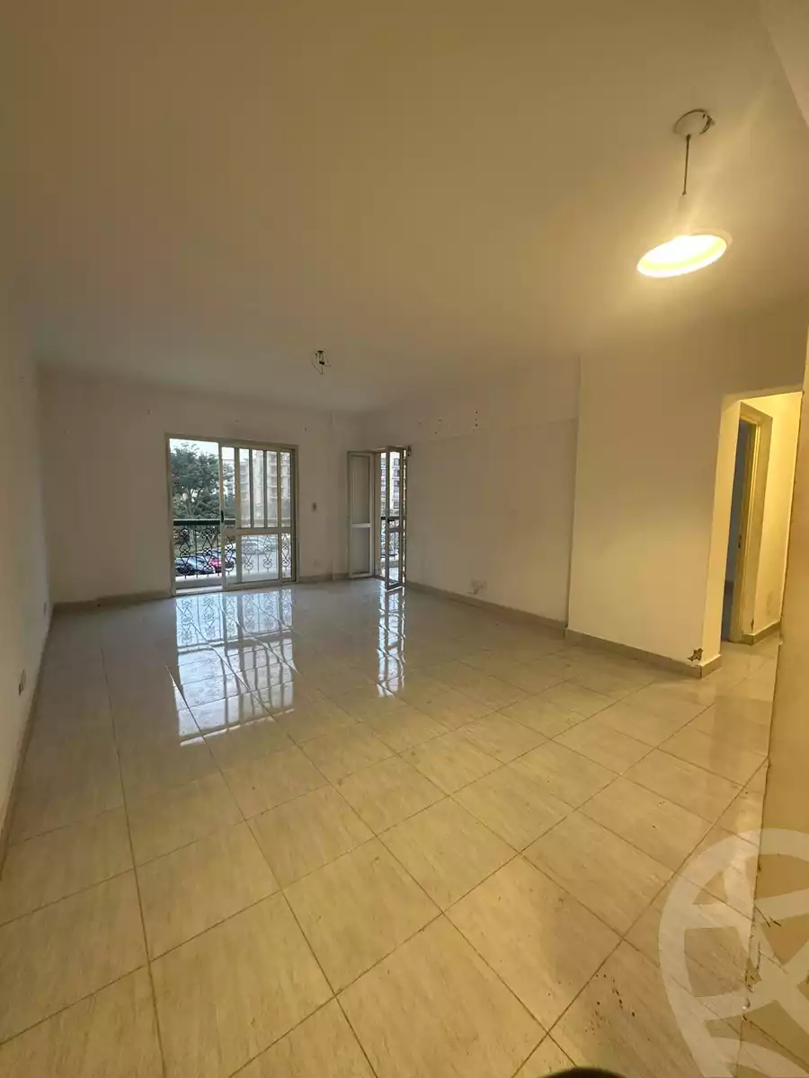 https://aqarmap.com.eg/en/listing/5455492-for-rent-cairo-new-cairo-lrhb-city-mtdd-lrhb-phase-9