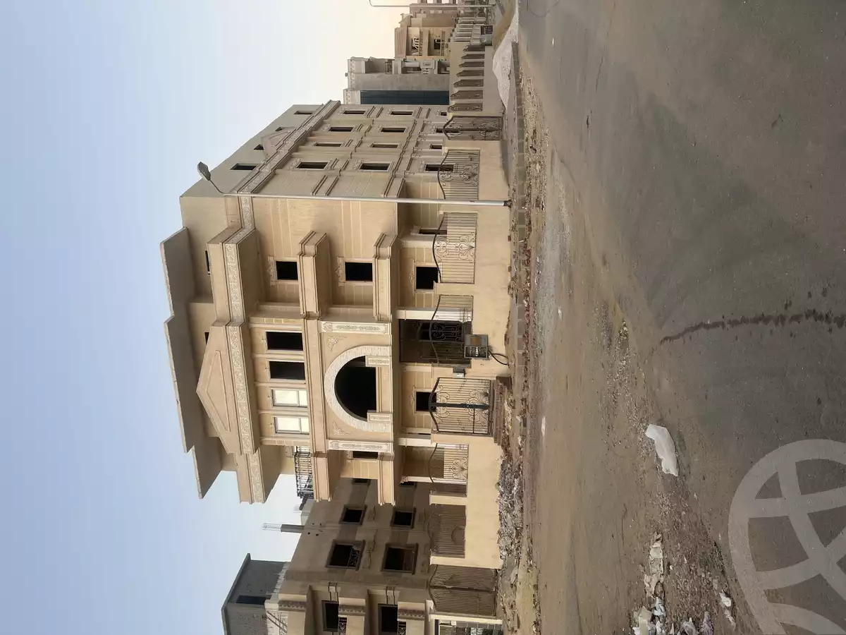 https://aqarmap.com.eg/en/listing/6047759-for-sale-cairo-new-cairo-el-kornfol-el-kornfol-2