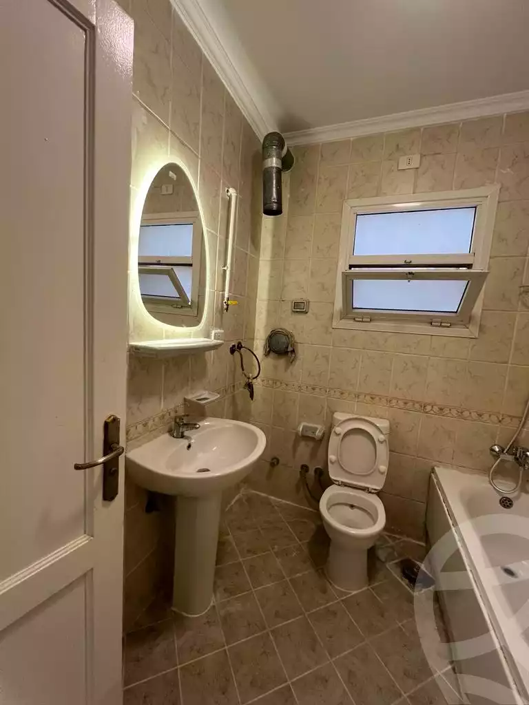 https://aqarmap.com.eg/en/listing/5459974-for-rent-cairo-new-cairo-lrhb-city