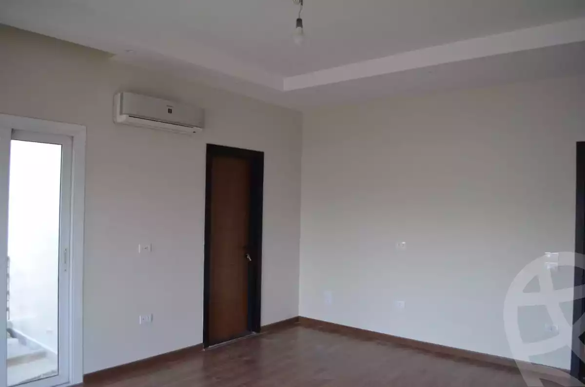 https://aqarmap.com.eg/en/listing/5461061-for-rent-cairo-new-cairo-compounds-hyde-park-cluster-8-hyde-park