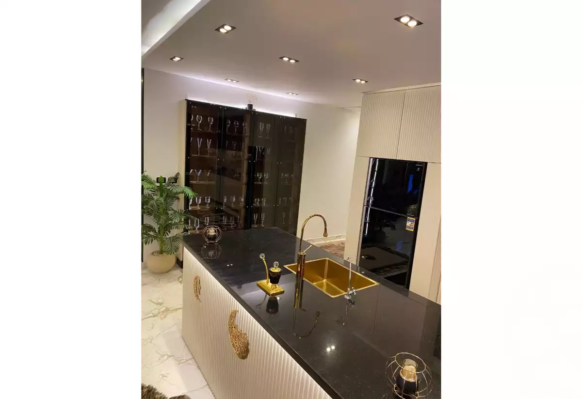 https://aqarmap.com.eg/en/listing/5462940-for-sale-cairo-el-sheikh-zayed-city-compounds-zayed-heights-compound