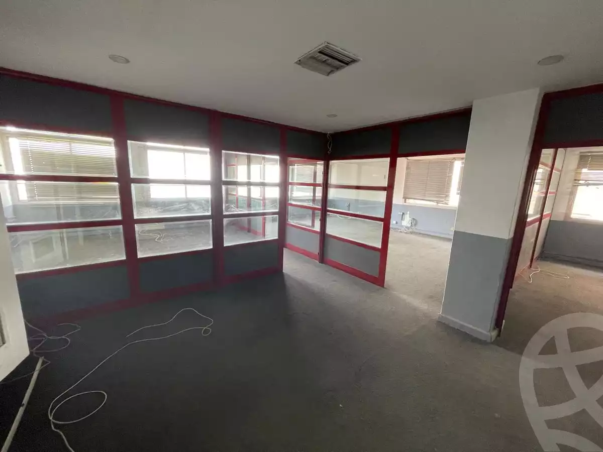 https://aqarmap.com.eg/ar/listing/5463329-for-rent-cairo-el-maadi-kornish-el-maadi-brj-thmn
