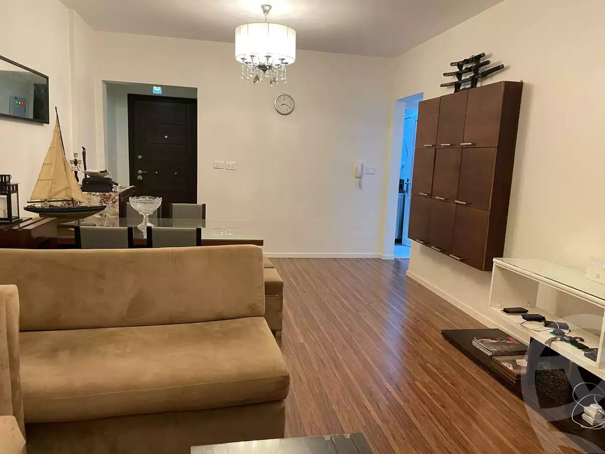 https://aqarmap.com.eg/en/listing/5466172-for-sale-cairo-new-cairo-lrhb-city-mtdd-lrhb-phase-8