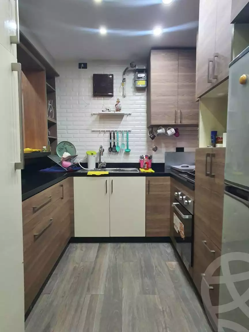 https://aqarmap.com.eg/en/listing/5466478-for-sale-cairo-new-cairo-lrhb-city-malls-and-markets