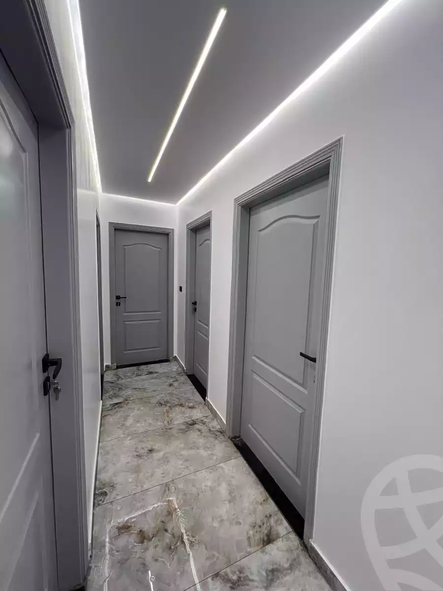 https://aqarmap.com.eg/en/listing/5468829-for-sale-cairo-new-cairo-lrhb-city-phase-2-amr-ibn-el-aas-st