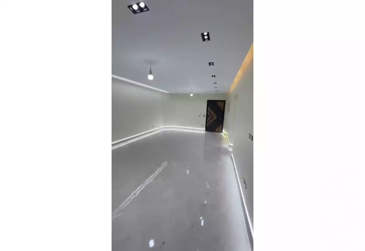 https://aqarmap.com.eg/en/listing/5469209-for-sale-cairo-el-sheikh-zayed-city-compounds-el-khamayel