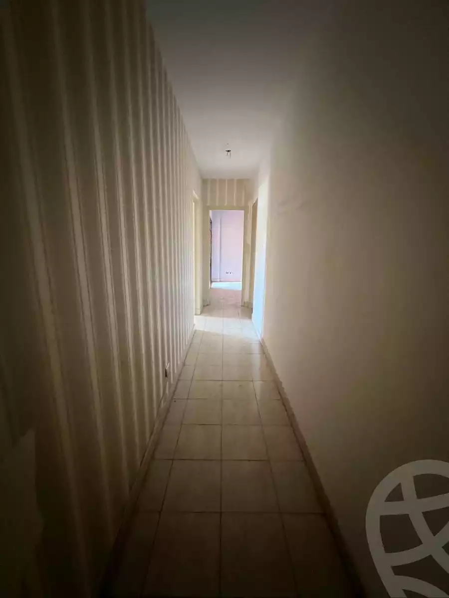 https://aqarmap.com.eg/en/listing/5471869-for-sale-cairo-new-cairo-lrhb-city-phase-5-talaat-mostafa-st