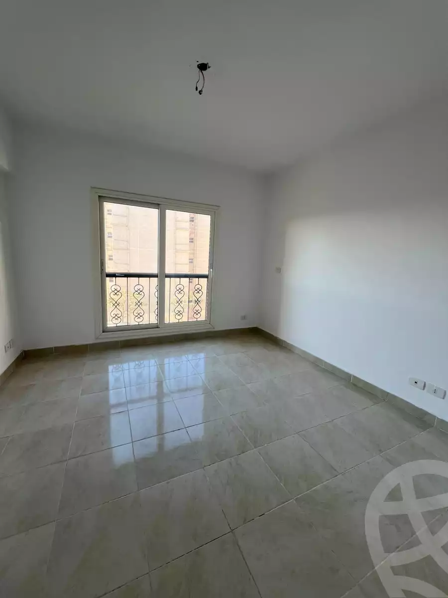 https://aqarmap.com.eg/en/listing/5472341-for-sale-cairo-new-cairo-lrhb-city-mtdd-lrhb-phase-9