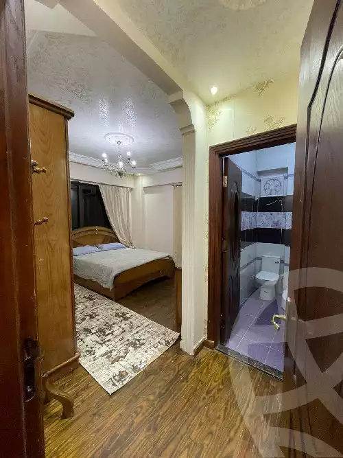 https://aqarmap.com.eg/en/listing/5474989-for-sale-cairo-el-sheikh-zayed-city-el-hay-el-khames