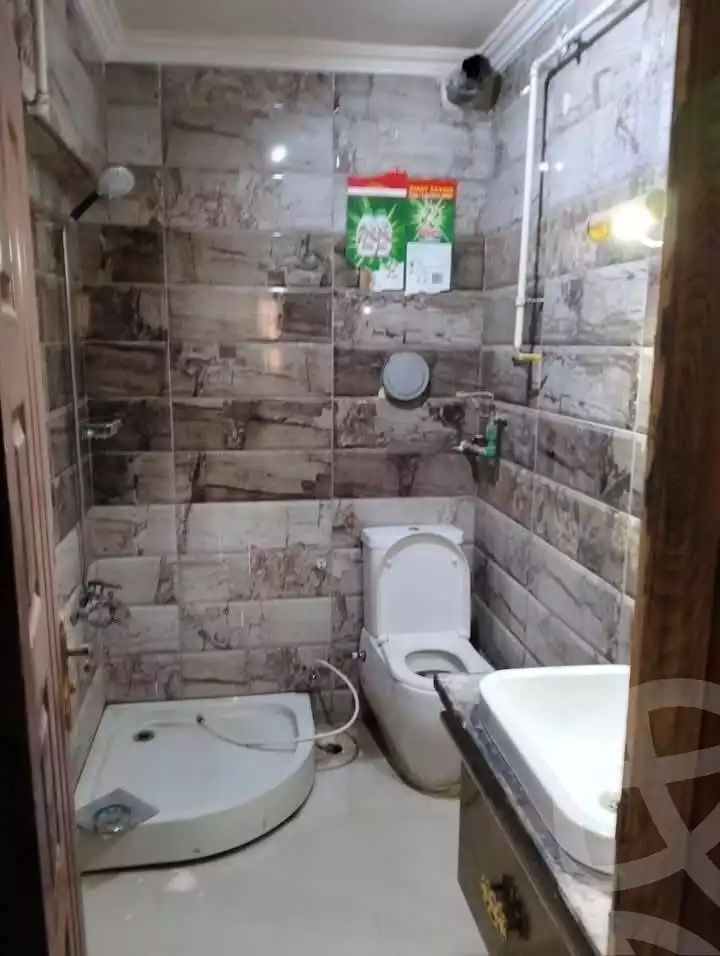 https://aqarmap.com.eg/en/listing/5475646-for-sale-cairo-mokattam-lhdb-l-ly-shr-krym-bnwn
