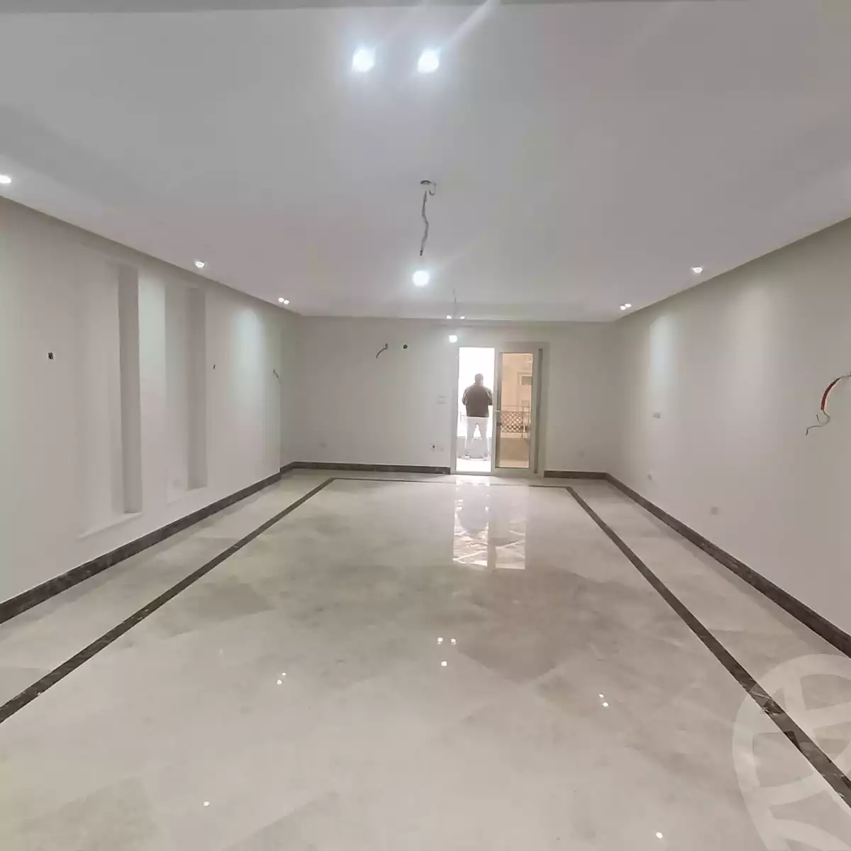 https://aqarmap.com.eg/en/listing/5466395-for-rent-cairo-new-cairo-compounds-rock-vera