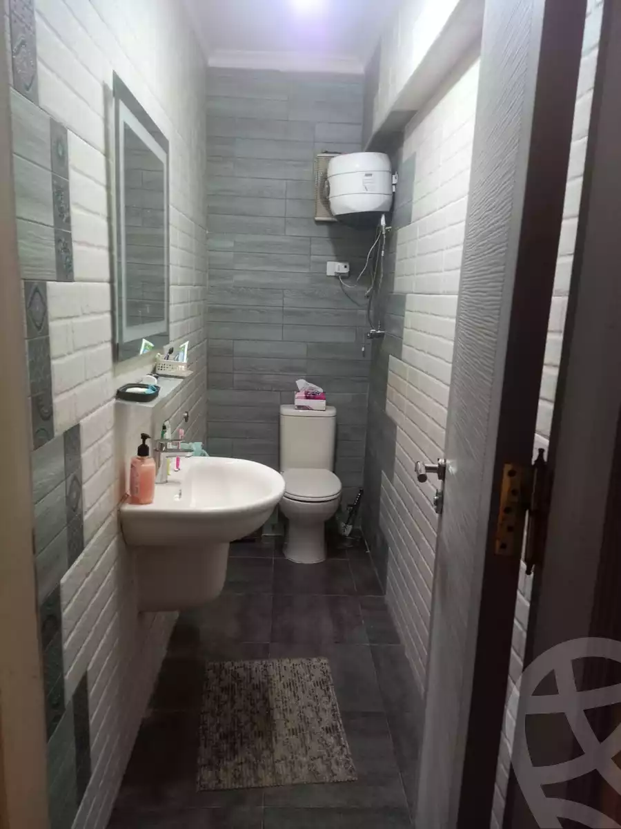 https://aqarmap.com.eg/en/listing/5478322-for-sale-cairo-6th-of-october-el-ahyaa-neighborhood-4th-street-2