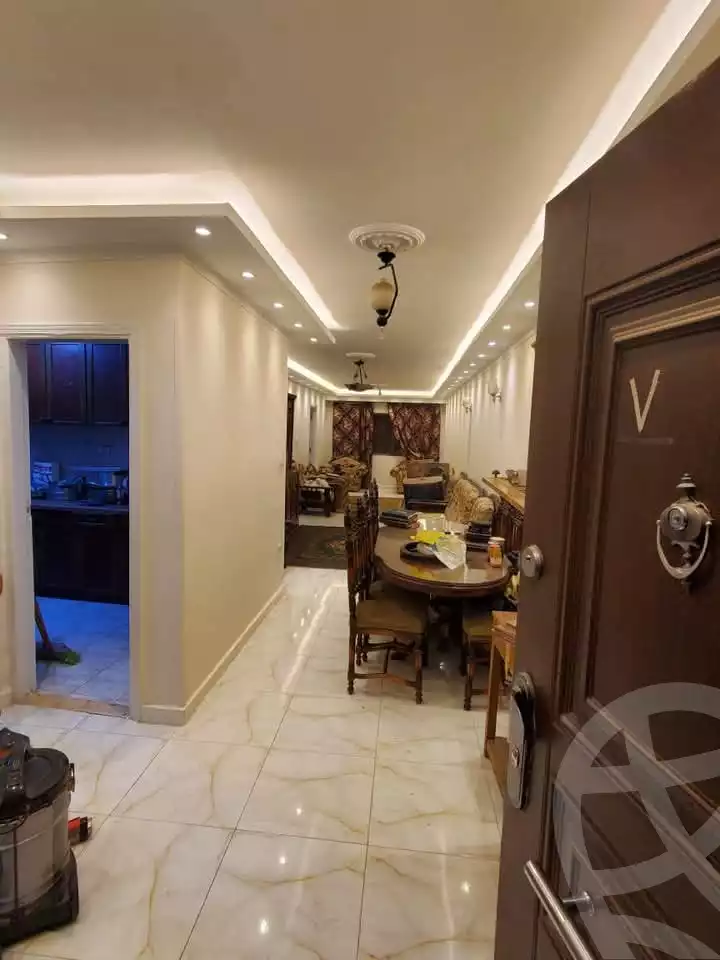https://aqarmap.com.eg/en/listing/5479029-for-sale-cairo-el-haram-shareaa-el-haram