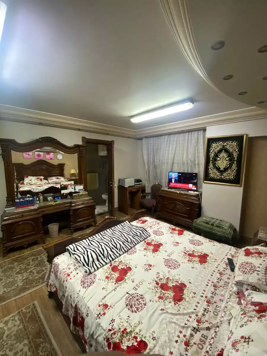 https://aqarmap.com.eg/en/listing/5479788-for-sale-gharbia-tanta-tanta-city-abou-bakr-el-sedeek-st