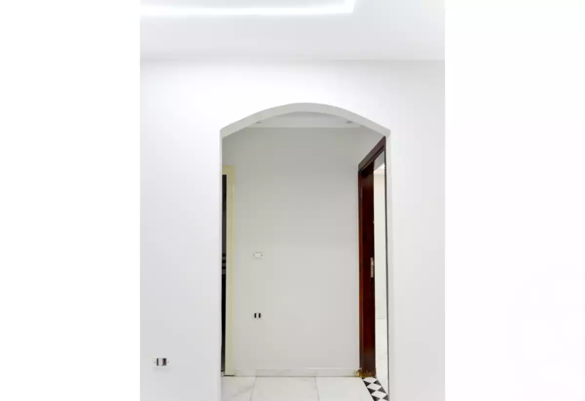 https://aqarmap.com.eg/en/listing/5483276-for-sale-cairo-helwan-hadayek-helwan-nile-corniche-st