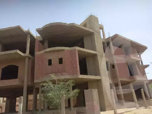 https://aqarmap.com.eg/en/listing/5372824-for-sale-cairo-new-cairo-90th-street-south-teseen-st