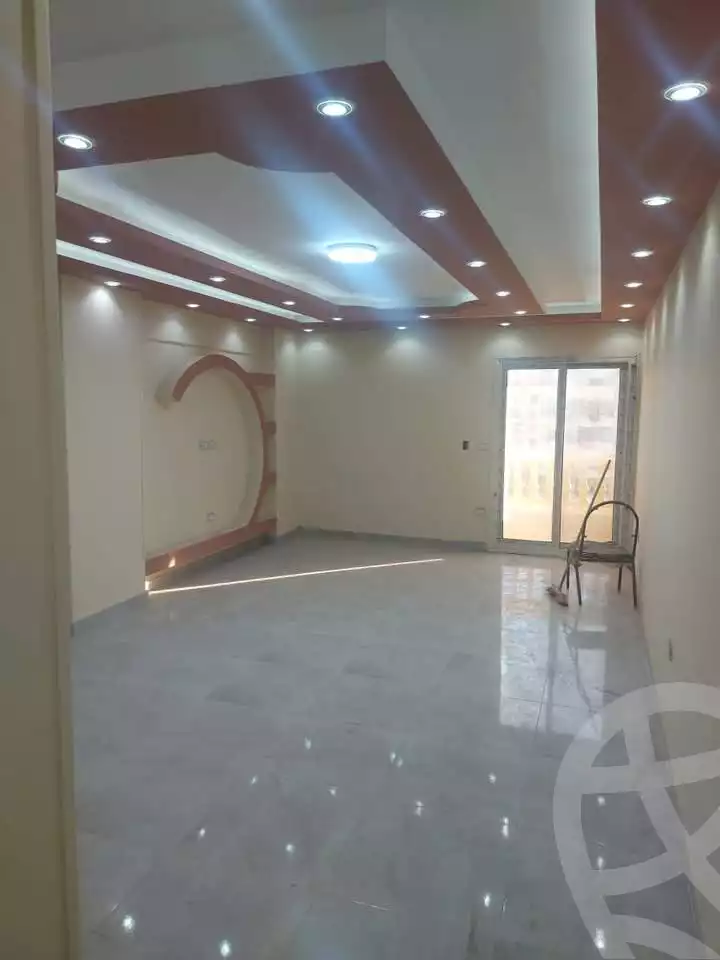 https://aqarmap.com.eg/ar/listing/5484484-for-sale-cairo-helwan-helwan-el-sharkeya-ismael-kamel-st