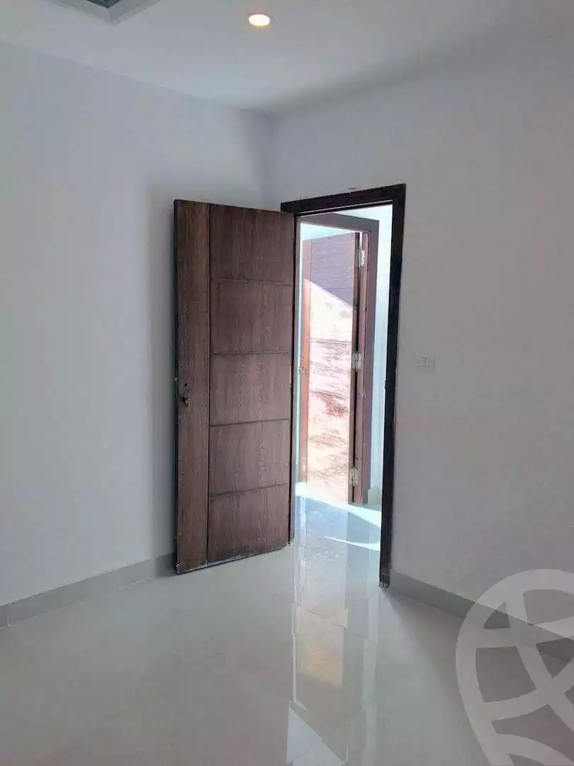 https://aqarmap.com.eg/en/listing/5485274-for-sale-cairo-el-sheikh-zayed-city-compounds-capital-business-park
