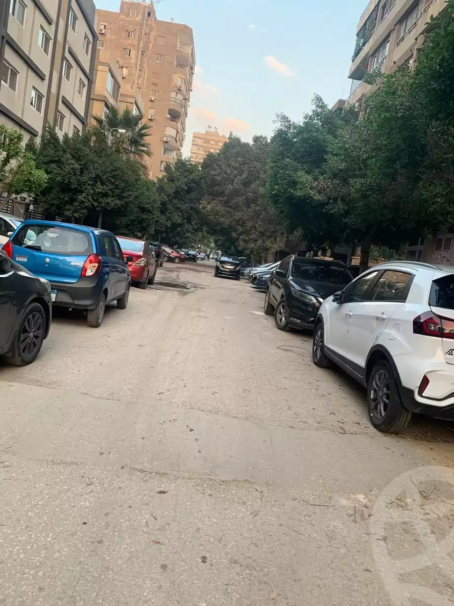 https://aqarmap.com.eg/en/listing/5489811-for-sale-cairo-nasr-city-makram-ebeid