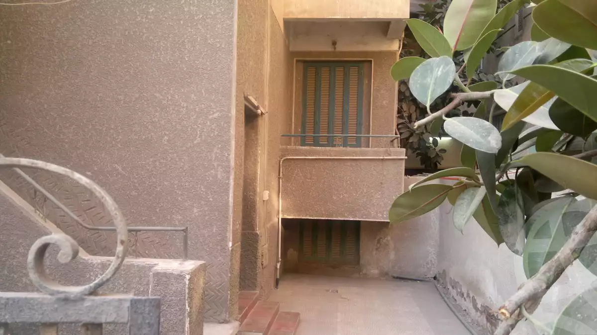 https://aqarmap.com.eg/en/listing/5490996-for-sale-cairo-el-zaytun-hlmy-lzytwn-shr-ly-bsh