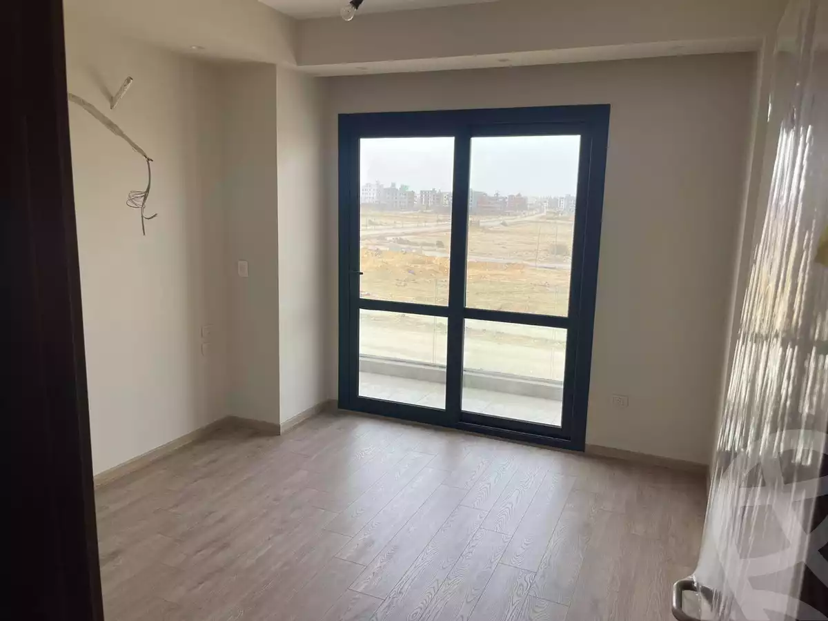 https://aqarmap.com.eg/en/listing/5494691-for-sale-cairo-new-cairo-compounds-el-patio-oro