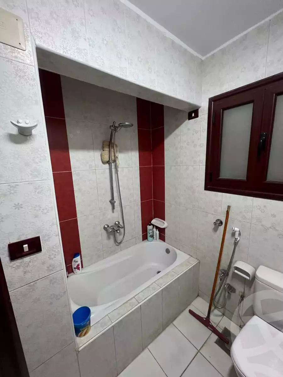 https://aqarmap.com.eg/ar/listing/5495771-for-sale-cairo-6th-of-october-el-ahyaa-neighborhood-3rd-al-hay-al-thalith-st