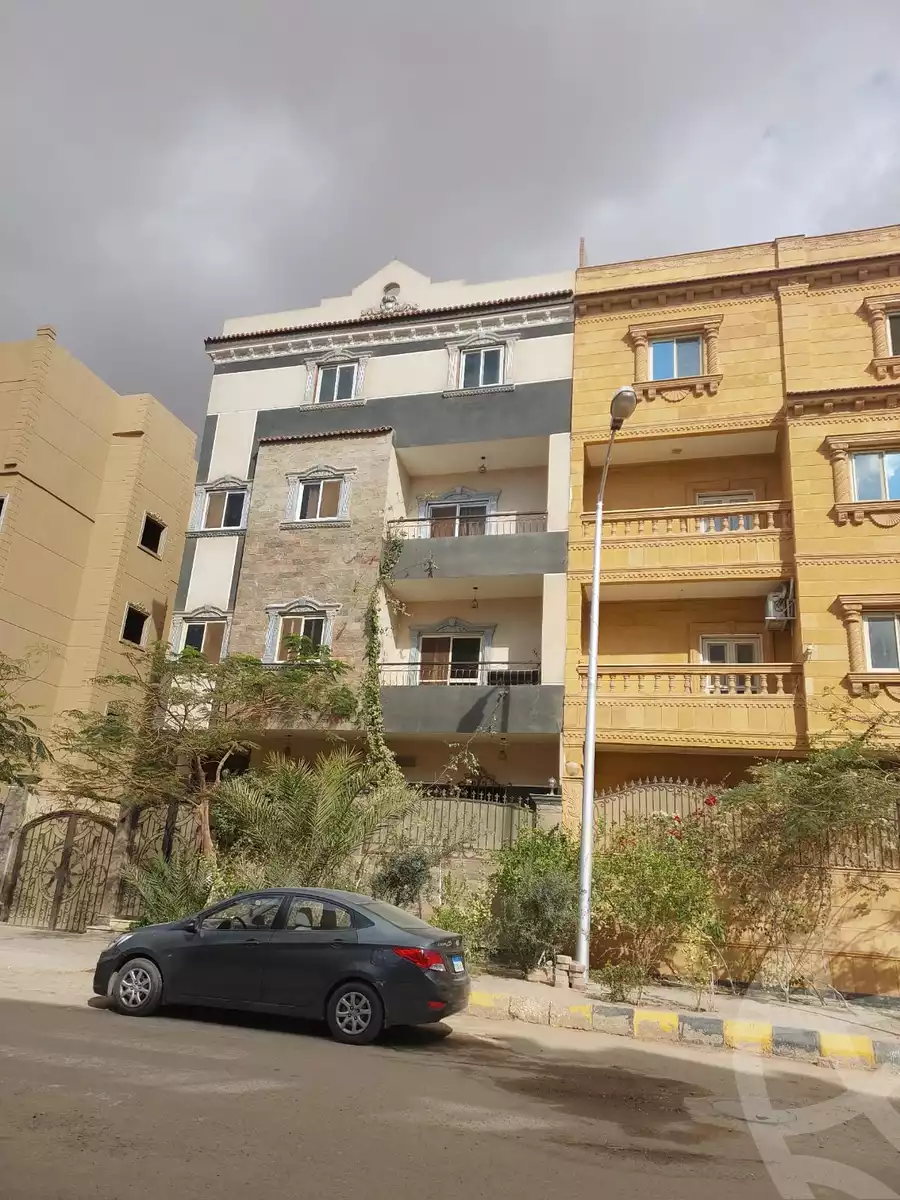 https://aqarmap.com.eg/en/listing/5502161-for-sale-cairo-6th-of-october-hadaeq-october-tryq-hmd-zwyl