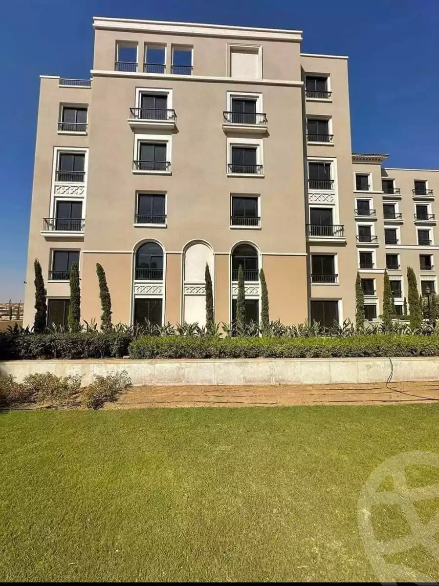 https://aqarmap.com.eg/ar/listing/5507231-for-sale-cairo-el-sheikh-zayed-city-compounds-kmbwnd-fyldj-wyst-dr-llttwyr