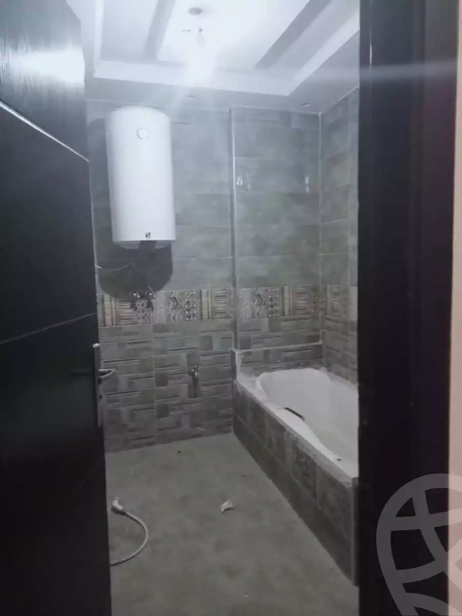 https://aqarmap.com.eg/en/listing/5508381-for-sale-cairo-helwan-hadayek-helwan-el-eshrein-st