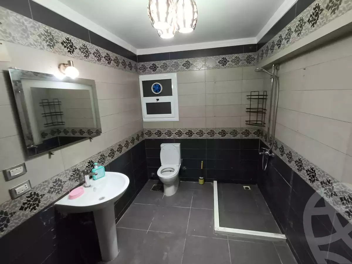 https://aqarmap.com.eg/en/listing/5511353-for-rent-cairo-el-mohandesen-shareaa-ahmed-orabi