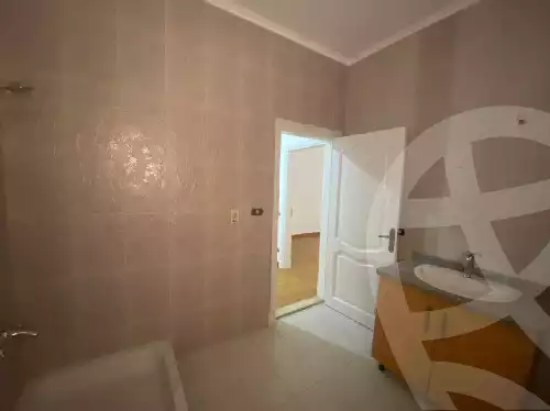 https://aqarmap.com.eg/en/listing/5513879-for-sale-cairo-new-cairo-el-ahyaa-fifth-neighborhood-street-10