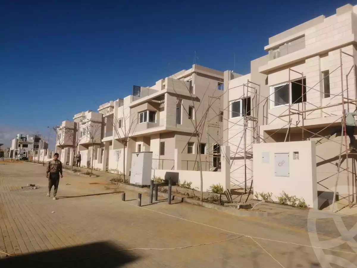 https://aqarmap.com.eg/en/listing/5516813-for-sale-cairo-6th-of-october-compounds-tawny
