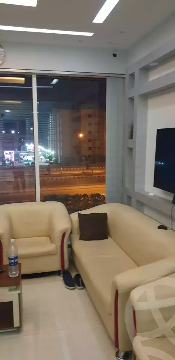 https://aqarmap.com.eg/ar/listing/5517481-for-sale-cairo-6th-of-october-hadaeq-october-kmbwnd-fy-hdyq-ktwbr-degla-gardens