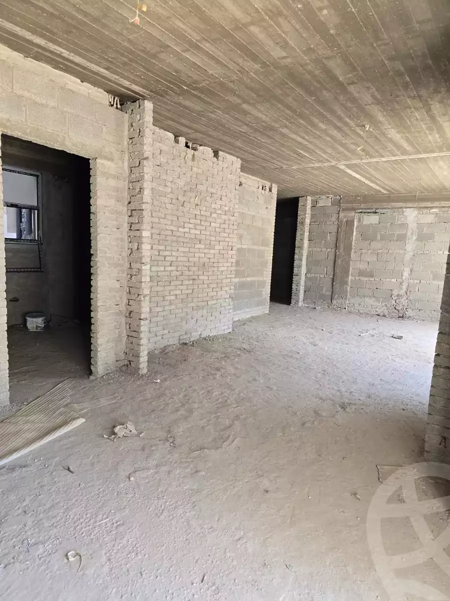 https://aqarmap.com.eg/en/listing/5520158-for-sale-cairo-el-sheikh-zayed-city-compounds-kmbwnd-wyst-twn-swdyk