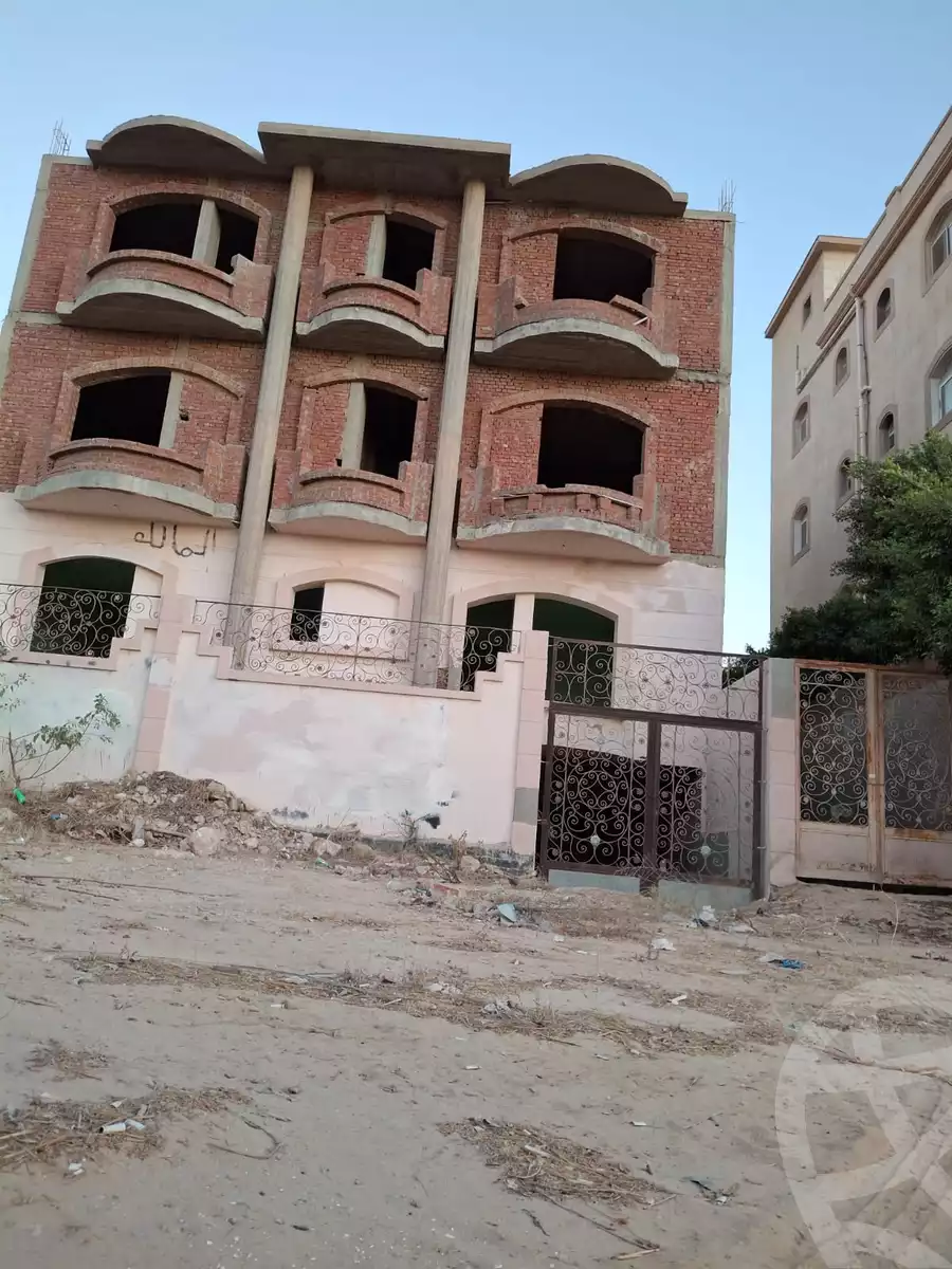 https://aqarmap.com.eg/ar/listing/5521470-for-sale-alexandria-brj-l-rb-ljdyd-lhy-lthny