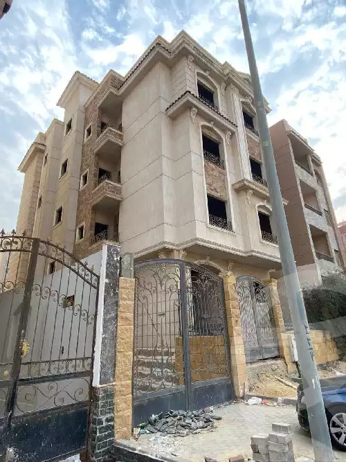 https://aqarmap.com.eg/en/listing/5521737-for-sale-cairo-new-cairo-compounds-gardenia-hights-abo-el-hawl-abo-el-hawl-2