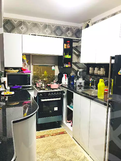 https://aqarmap.com.eg/en/listing/5522923-for-sale-alexandria-sydy-bshr-sydy-bshr-bhry-shr-khld-bn-lwlyd