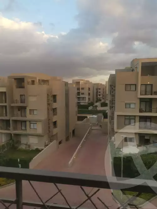 https://aqarmap.com.eg/ar/listing/5525858-for-sale-cairo-new-cairo-compounds-fifth-square