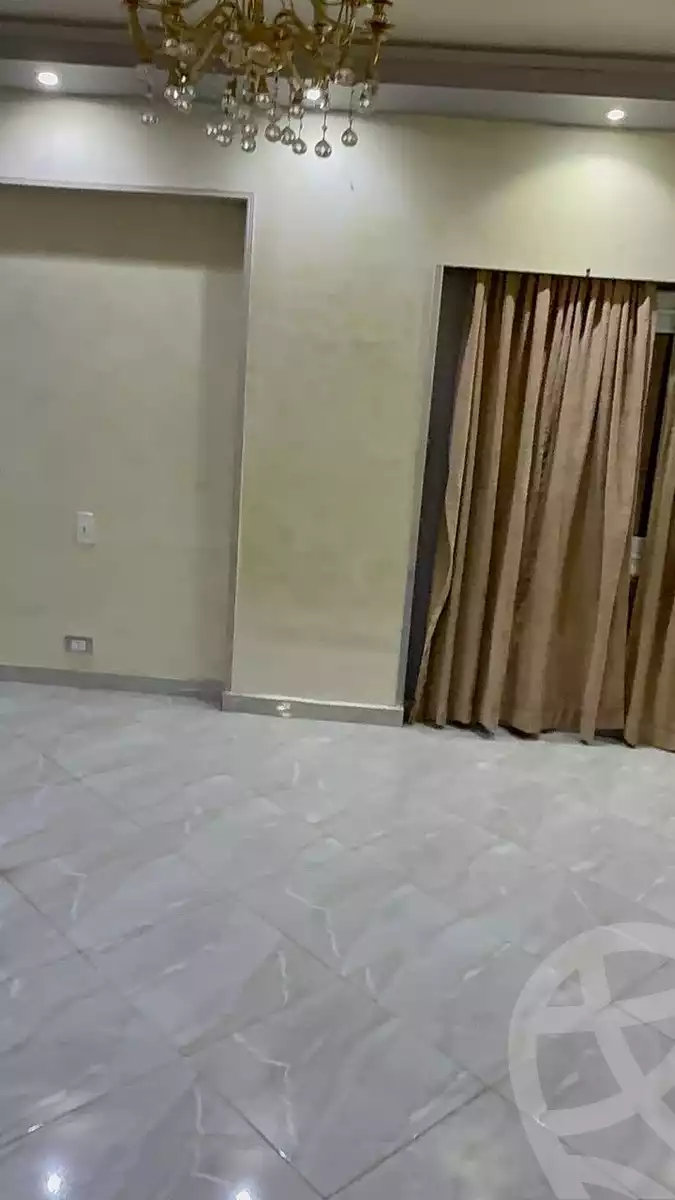 https://aqarmap.com.eg/ar/listing/5531487-for-rent-cairo-new-cairo-compounds-hadayek-el-fedaa