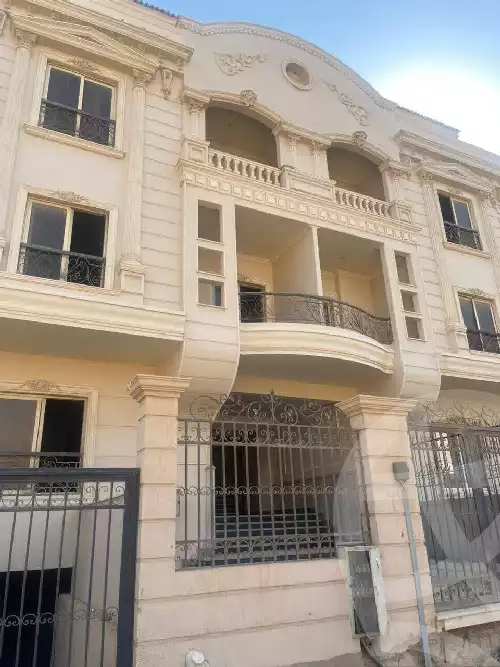 https://aqarmap.com.eg/ar/listing/5533061-for-sale-cairo-new-cairo-el-kornfol-el-kornfol-8