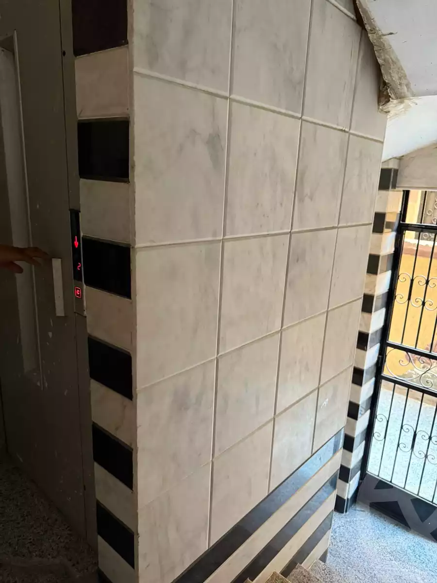 https://aqarmap.com.eg/en/listing/5535769-for-sale-cairo-6th-of-october-el-ahyaa-neighborhood-3rd-street-30