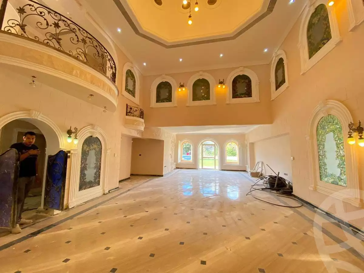 https://aqarmap.com.eg/ar/listing/5537780-for-sale-cairo-el-sheikh-zayed-city-compounds-el-rabwa