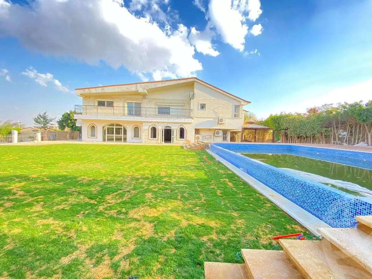 https://aqarmap.com.eg/ar/listing/5537780-for-sale-cairo-el-sheikh-zayed-city-compounds-el-rabwa