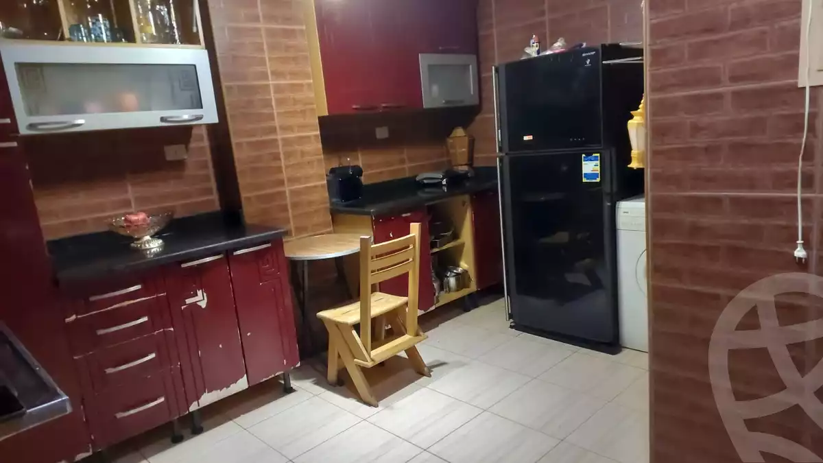 https://aqarmap.com.eg/en/listing/5540081-for-sale-cairo-new-cairo-lrhb-city-phase-1-abbas-el-akad-st