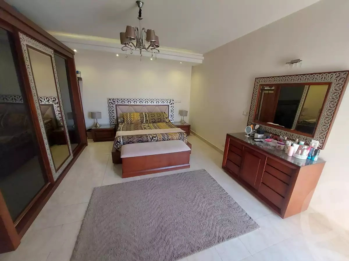 https://aqarmap.com.eg/en/listing/5540170-for-sale-cairo-new-cairo-lrhb-city-phase-8